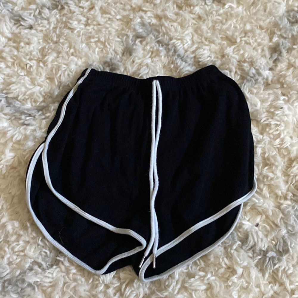 Black shorts from shein size small